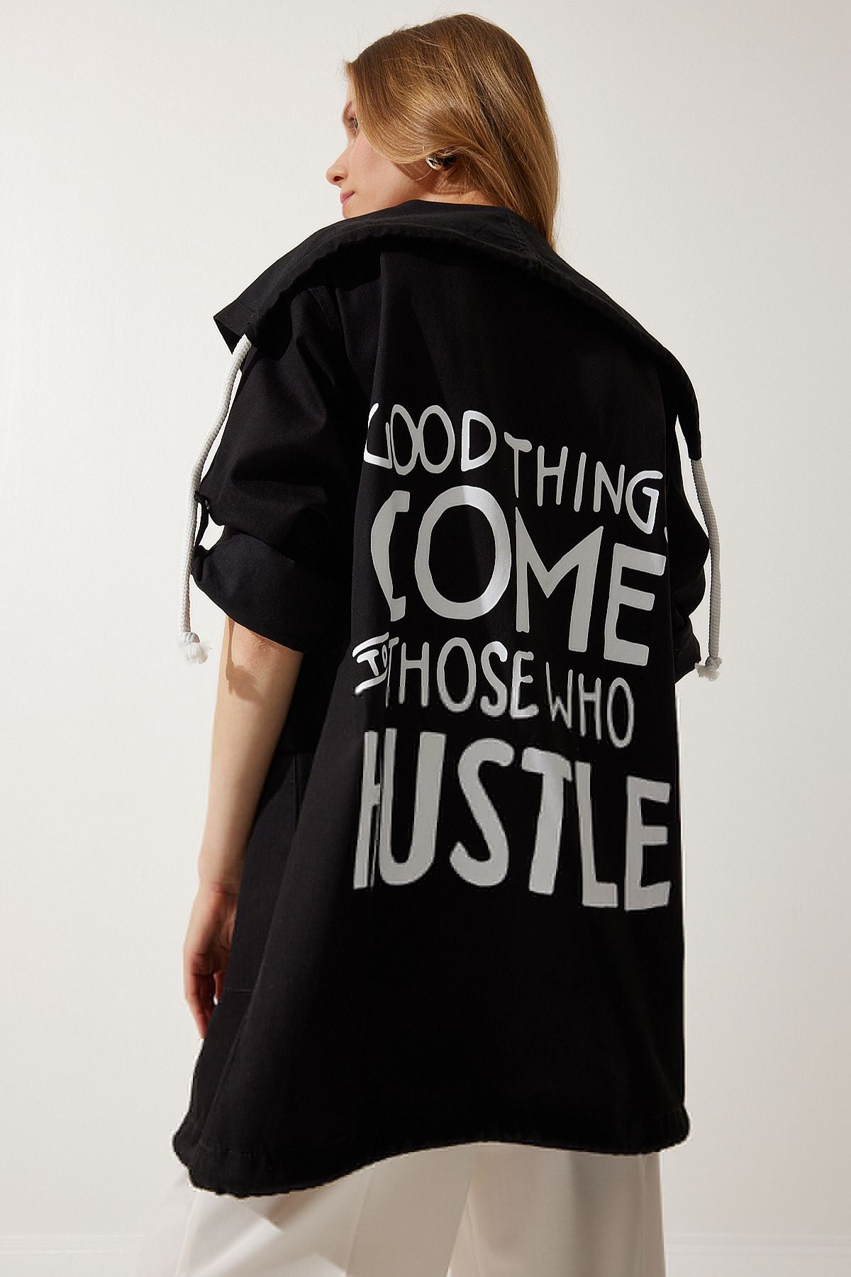 Siyah Baskılı Oversize Gabardin Ceket SA00023