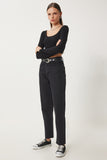 Siyah Orta Bel Straight Jeans UT00024