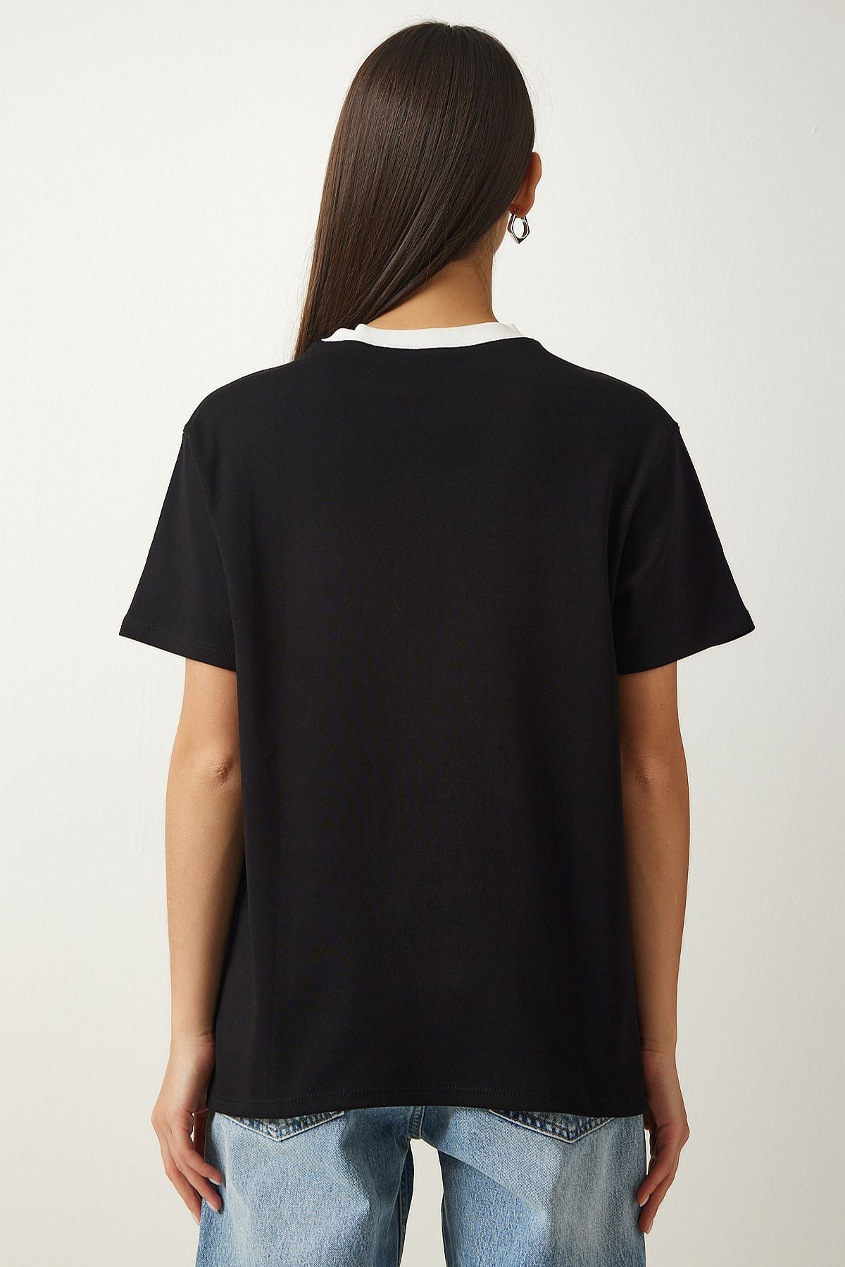 Siyah Bisiklet Yaka Örme T-Shirt OW00016