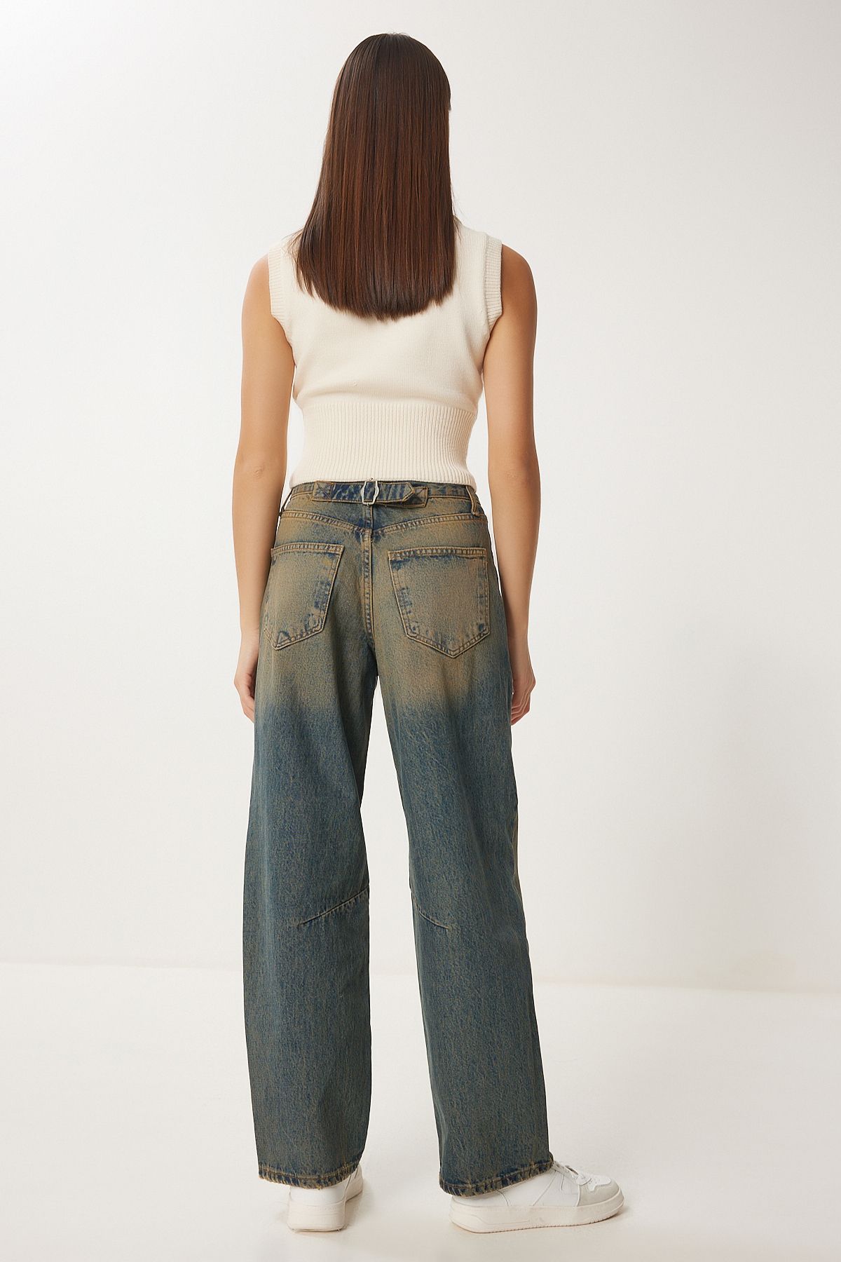 Koyu Mavi Yüksek Bel Soluk Efektli Baggy Jeans UT00027