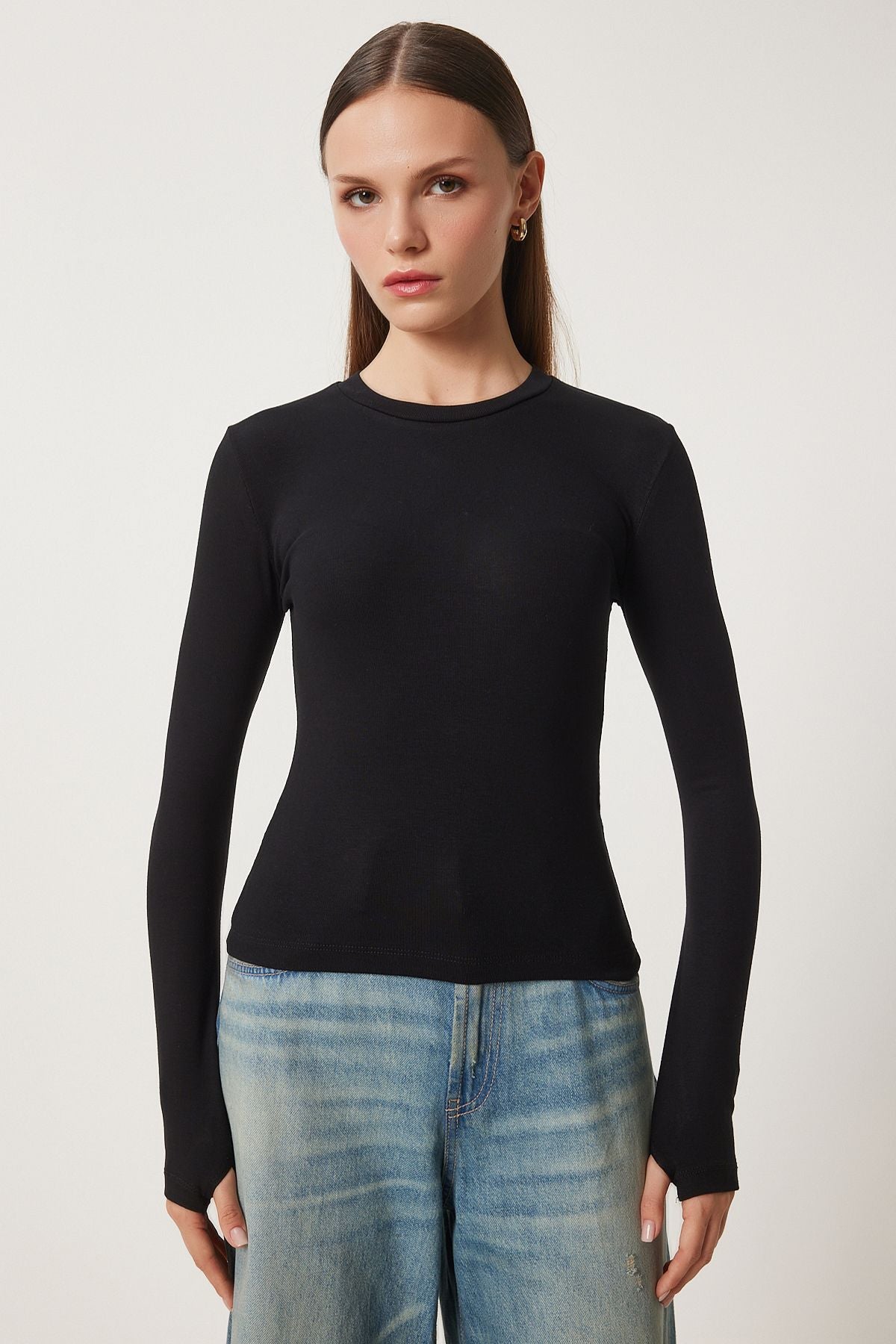 Siyah Bisiklet Yaka Basic Örme Bluz CR00439