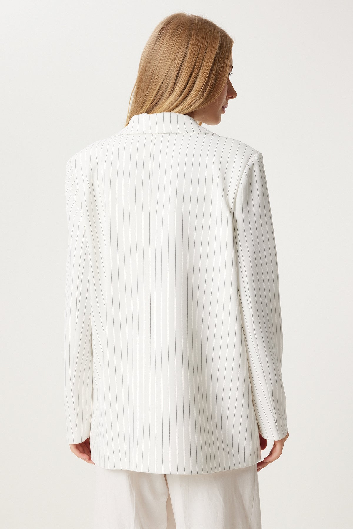 Ekru İnce Çizgili Oversize Kruvaze Ceket TO00152