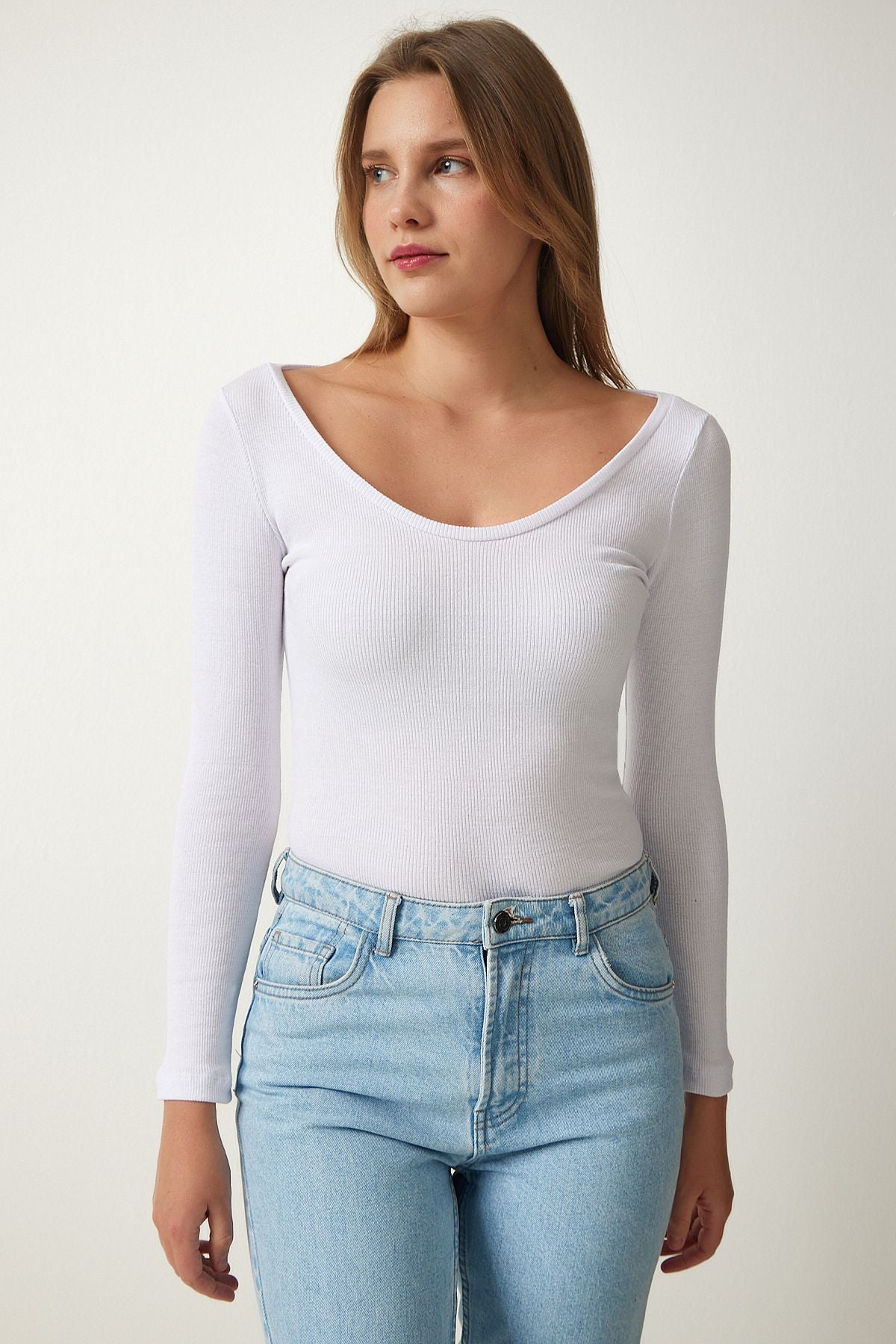 Beyaz V Yaka Fitilli Likralı Örme Bluz GT00057