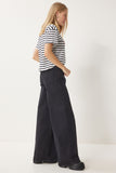 Siyah Orta Bel Geniş Paça Jean FN03413
