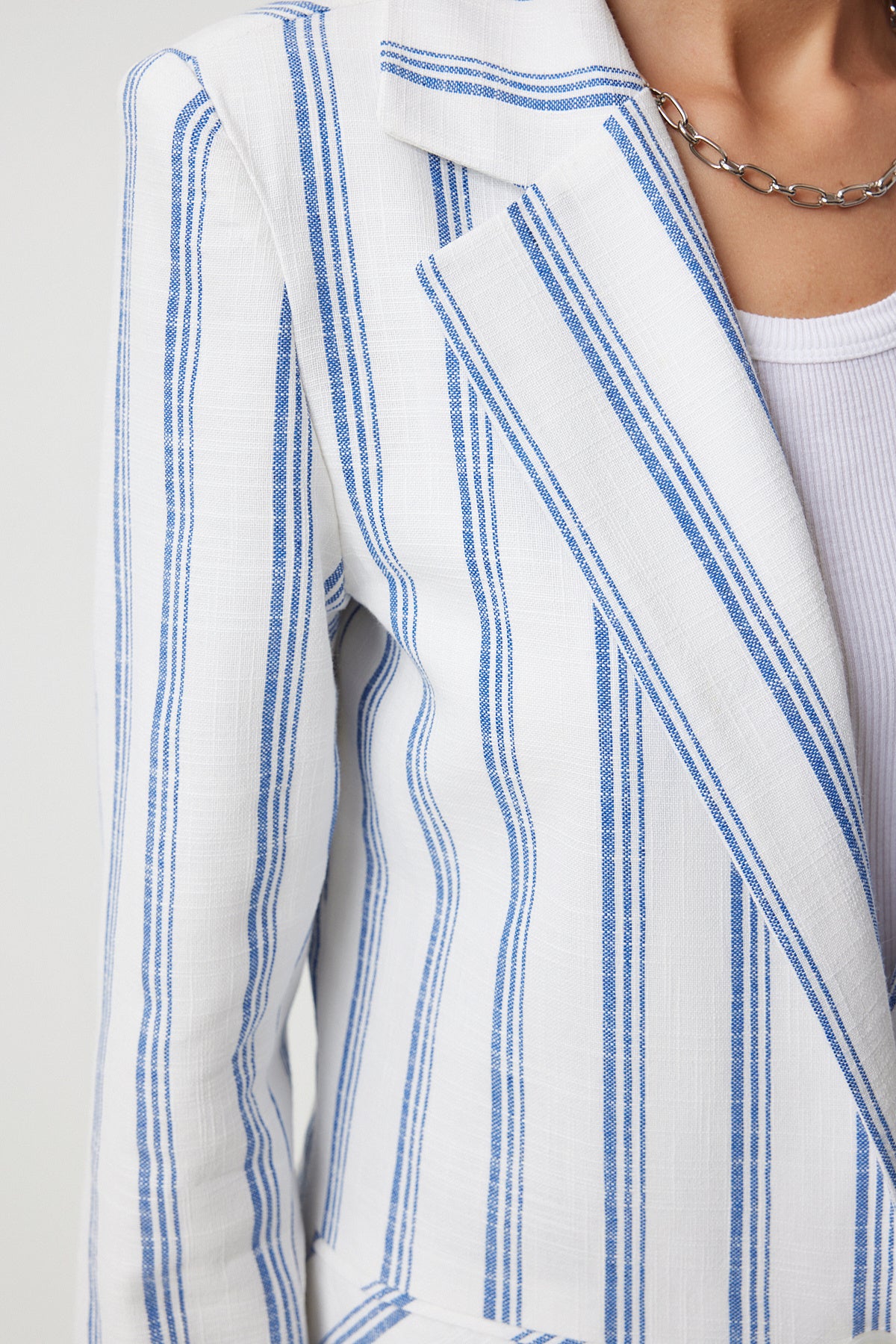 Ekru Mavi Çizgili Vatkalı Keten Karışımlı Blazer Ceket GP00006