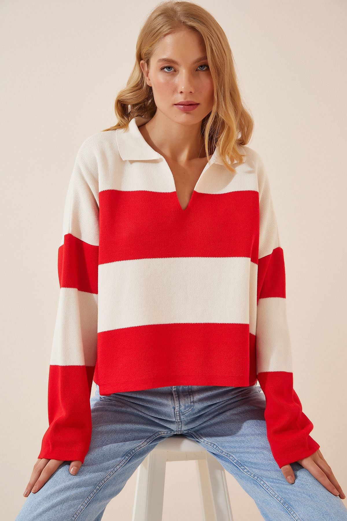 Kırmızı Beyaz Polo Yaka Oversize Crop Triko Kazak  US00685
