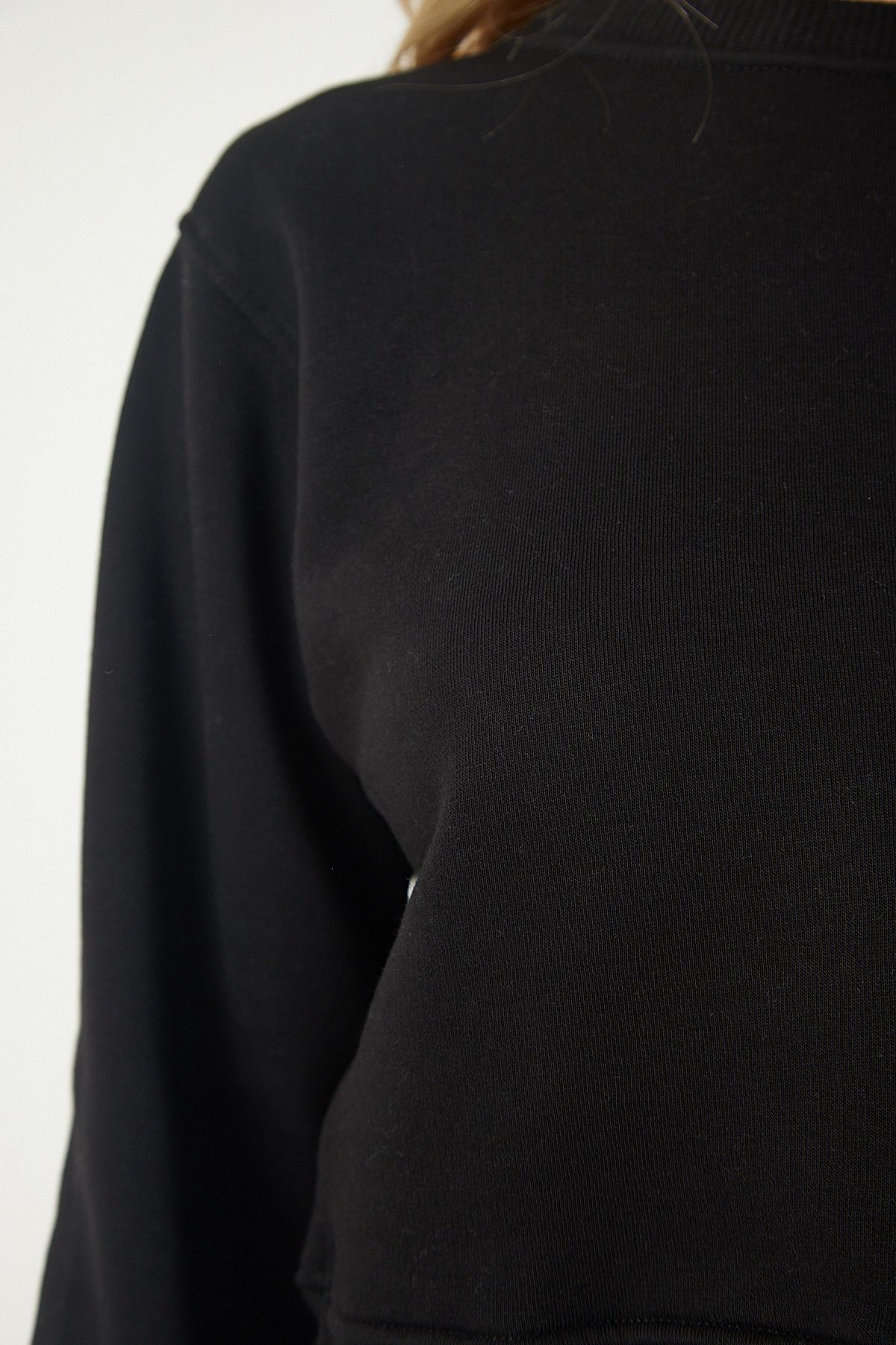 Siyah Şardonlu Crop Sweatshirt UB00178