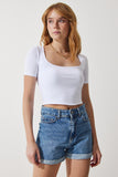 Beyaz Kare Yaka Crop Örme T-Shirt AN00170