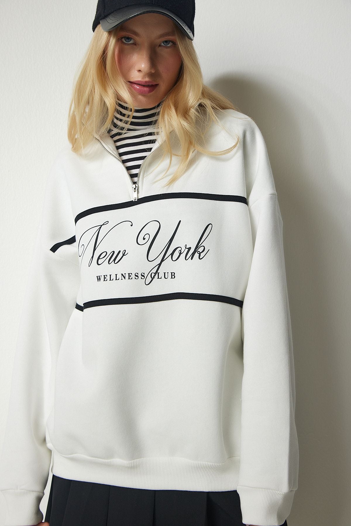 Ekru Fermuarlı Yaka Baskılı Şardonlu Sweatshirt UB00168