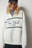 Ekru Fermuarlı Yaka Baskılı Şardonlu Sweatshirt UB00168