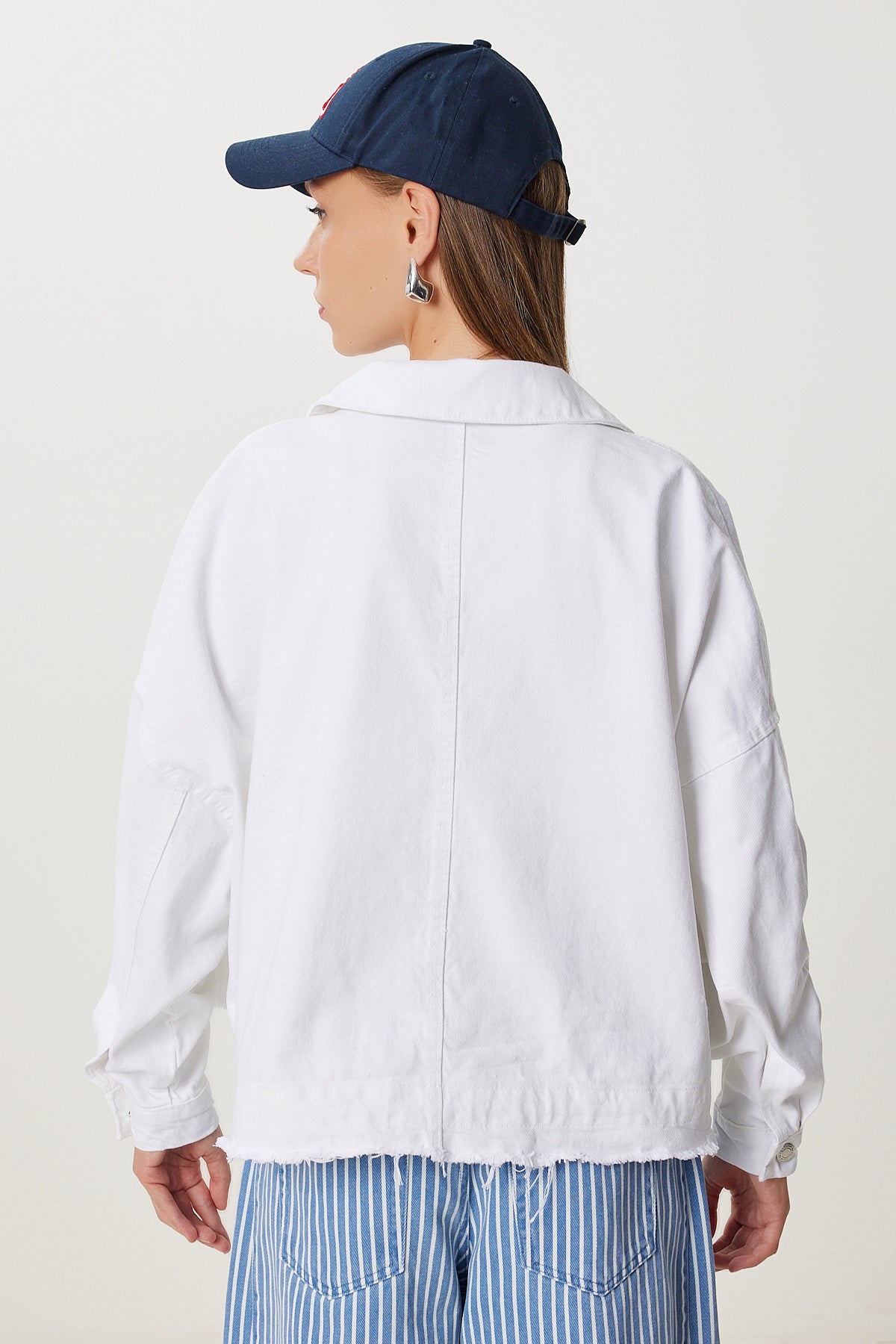 Ekru Püskül Detaylı Cepli Denim Ceket VC00008