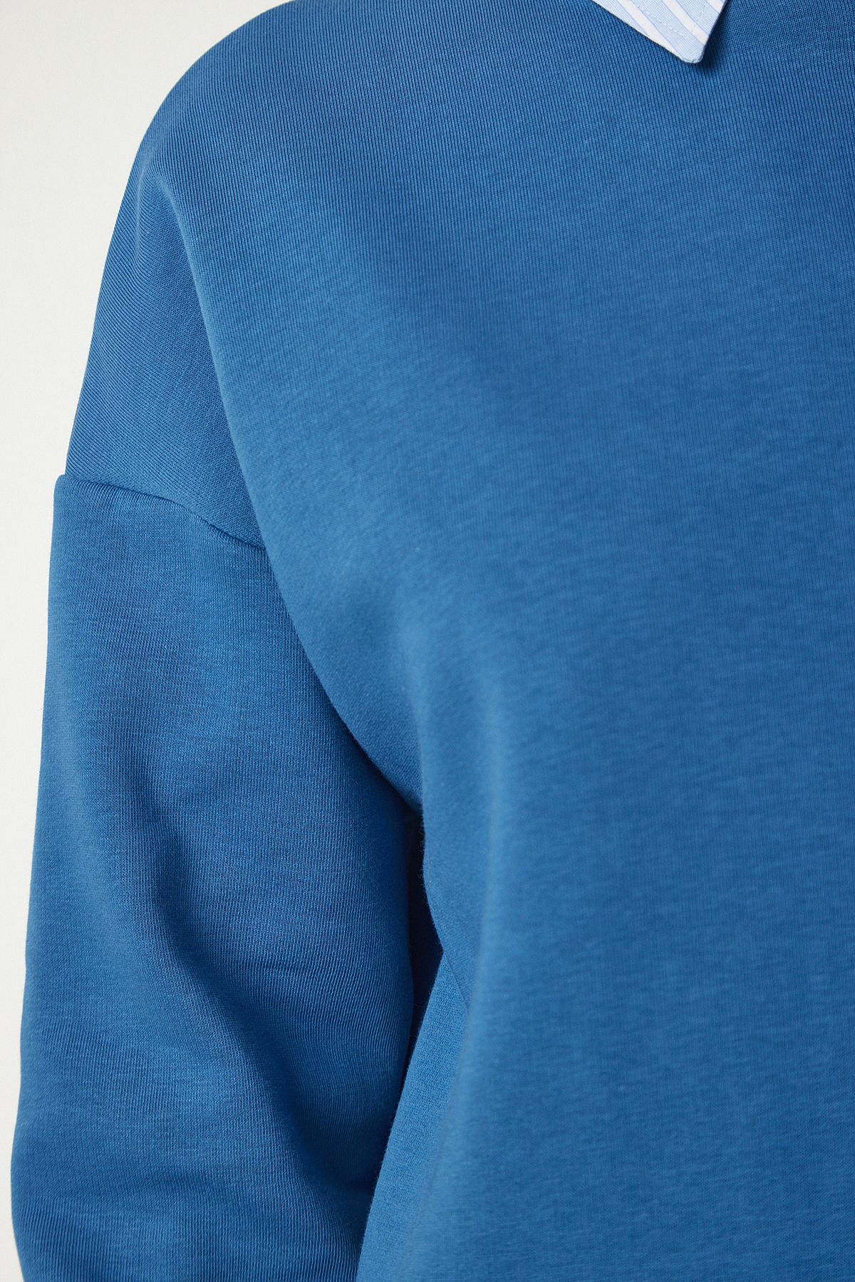 İndigo Mavi Dik Yaka Basic Şardonlu Sweatshirt UB00166