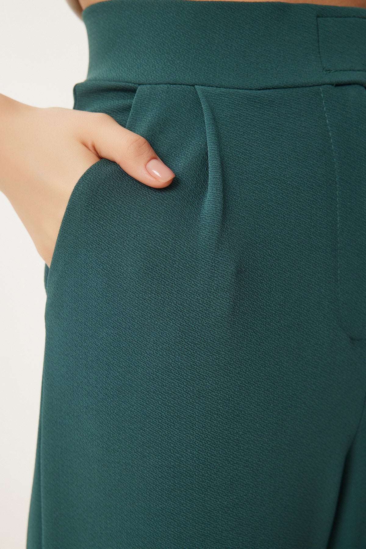 Zümrüt Yeşili Beli Cırtlı Rahat Dokuma Pantolon RV00150