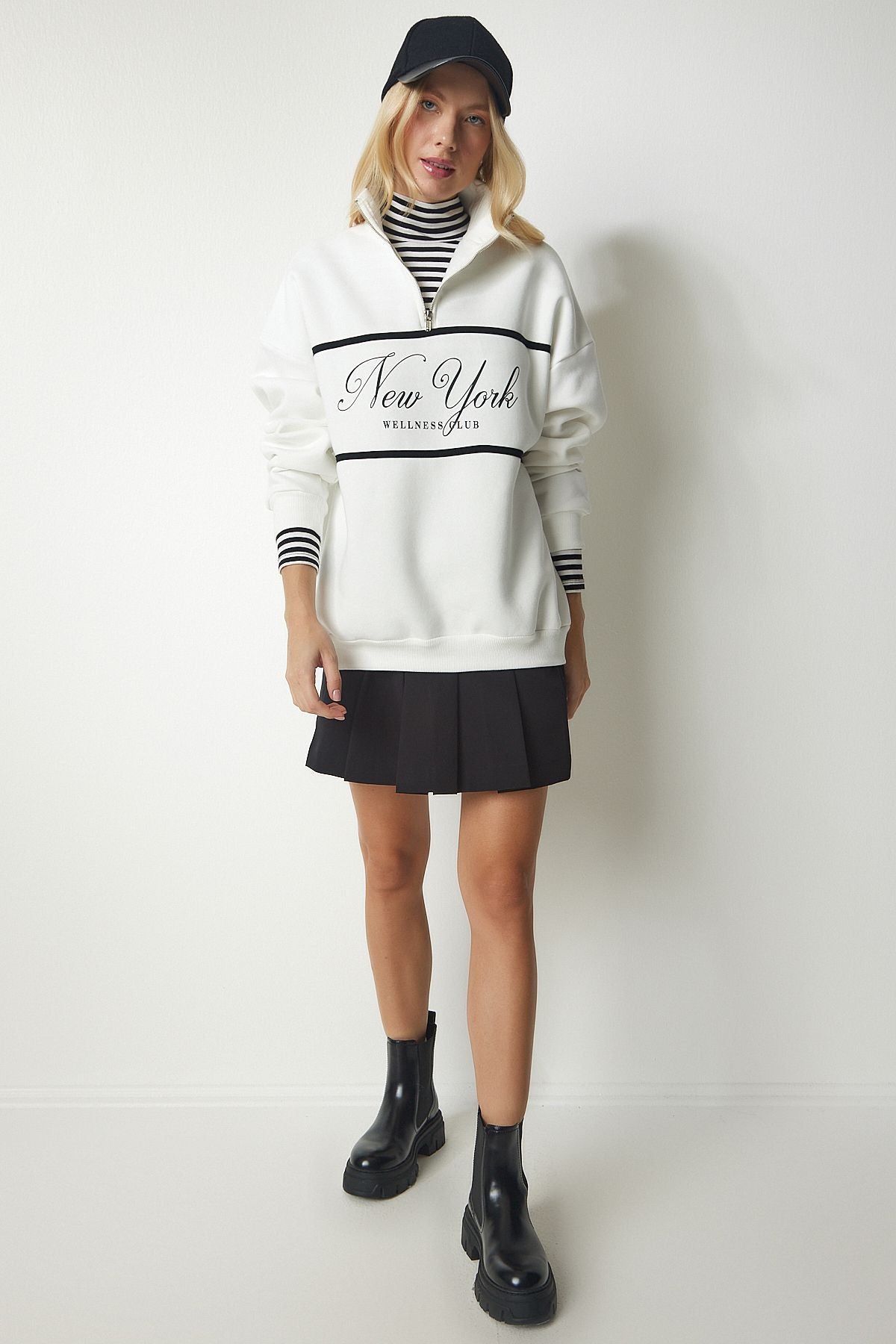 Ekru Fermuarlı Yaka Baskılı Şardonlu Sweatshirt UB00168