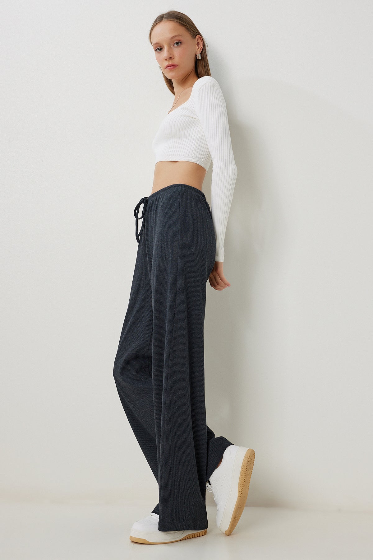 Antrasit Geniş Paça Fitilli Örme Pantolon UB00444