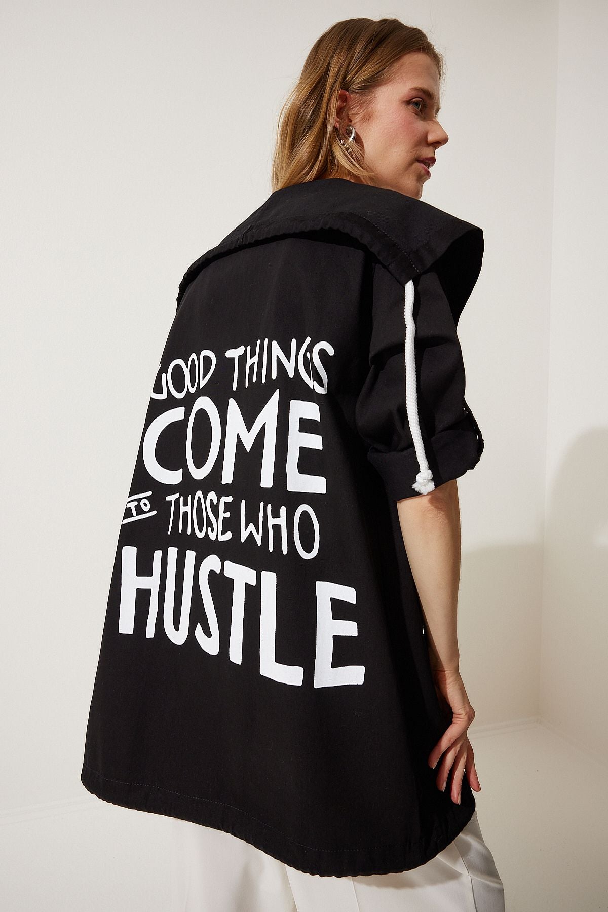 Siyah Baskılı Oversize Gabardin Ceket SA00023