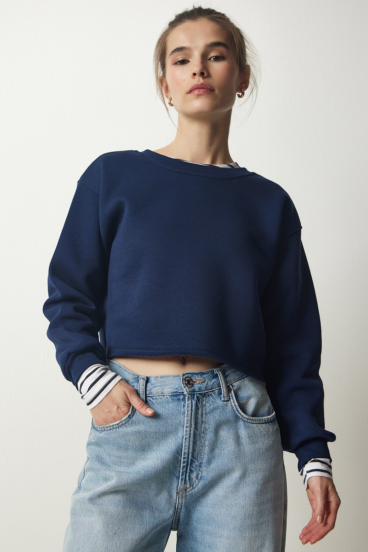 Lacivert Bisiklet Yaka Şardonlu Crop Örme Sweatshirt  BF00085