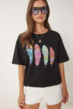 Siyah Boncuk Detaylı Baskılı Örme T-Shirt BW00003