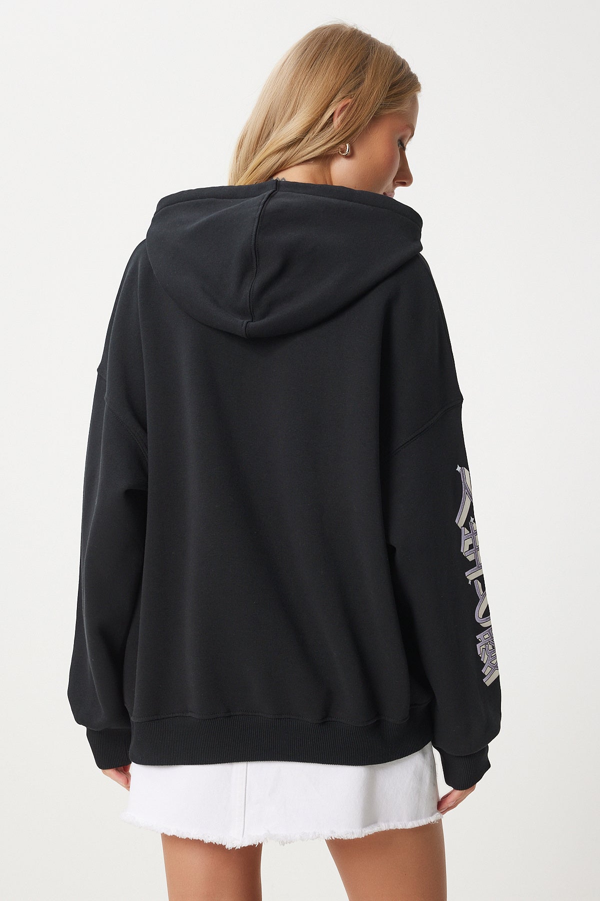 Siyah Baskılı Kapüşonlu Şardonlu Örme Sweatshirt VN00013