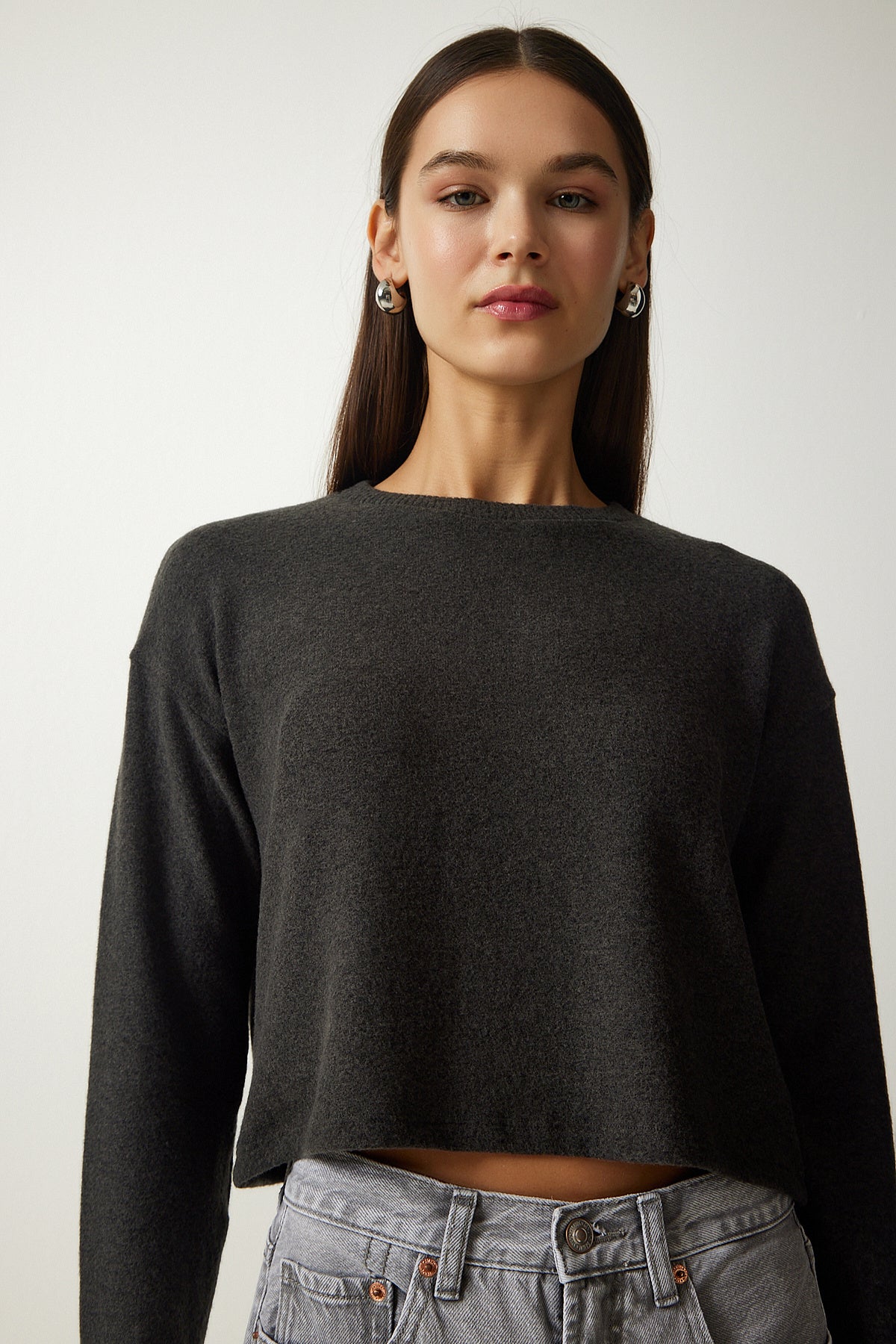 Antrasit Yumuşak Dokulu Crop Örme Bluz UB00214
