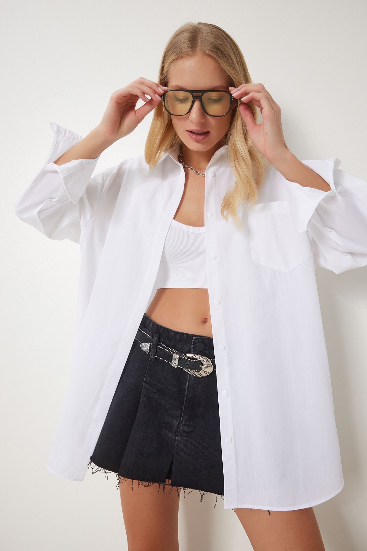 Beyaz Oversize Uzun Dokuma Gömlek BP00167