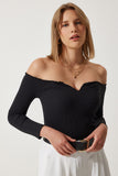 Siyah Büzgülü Yaka Crop Örme Bluz AH00105