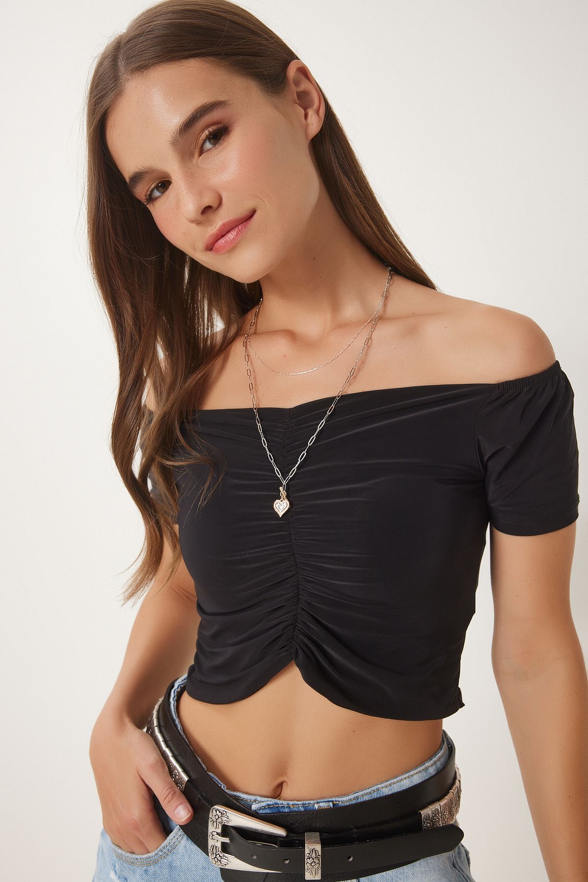 Siyah Büzgü Detaylı Crop Sandy Bluz Lİ00117