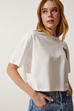 Ekru Ayıcık Armalı Crop Örme T-Shirt HF00455