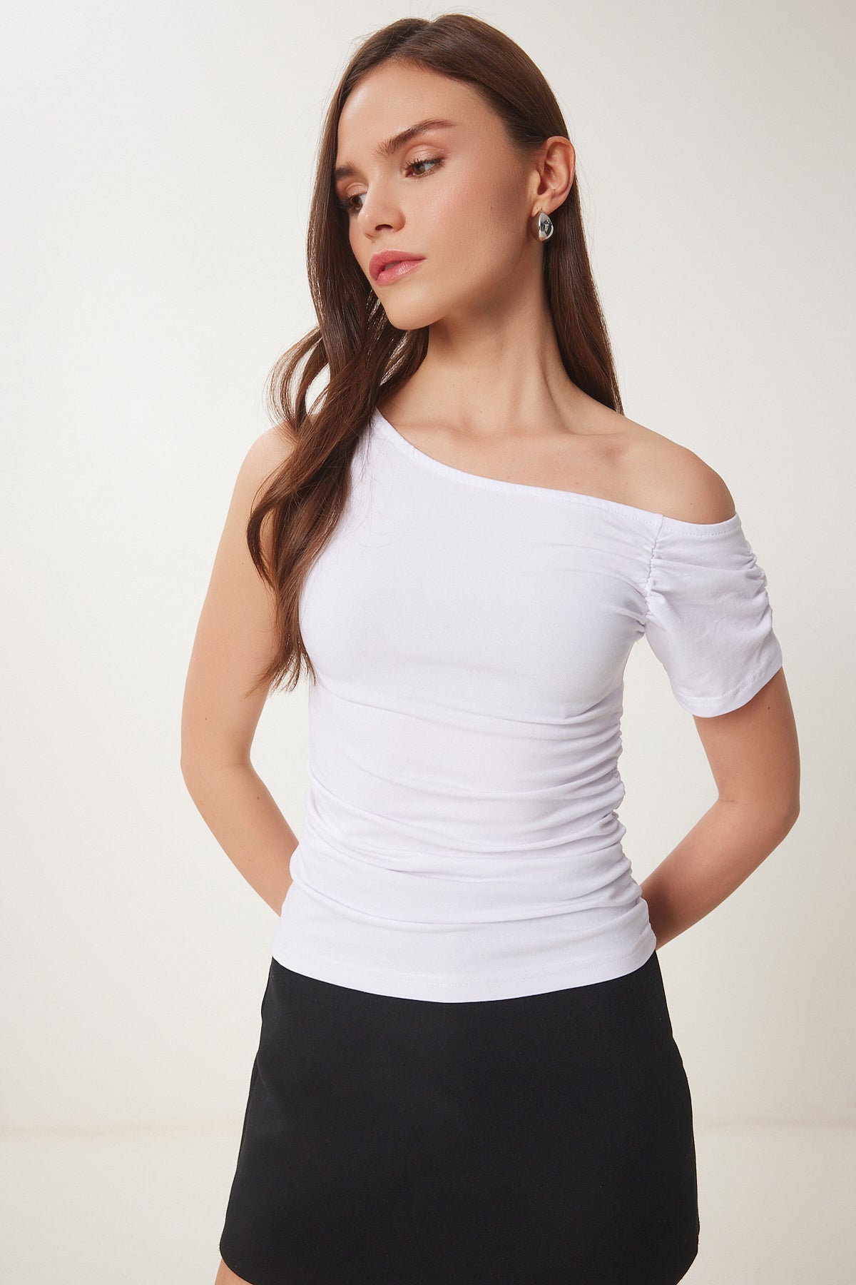 Beyaz Büzgü Detaylı Örme Bluz ZV00275