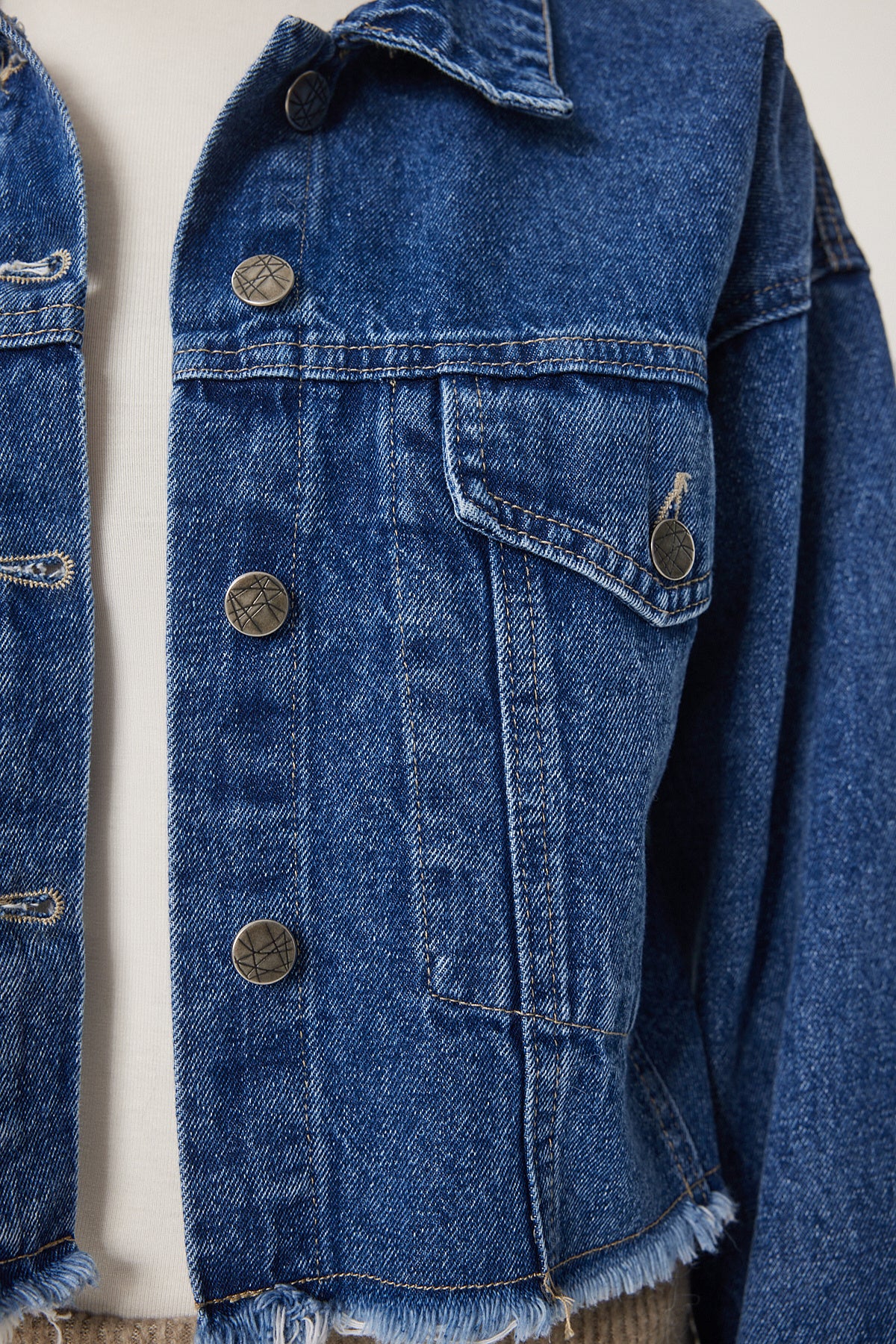 Mavi Püskül Detaylı Denim Crop Ceket AN00214