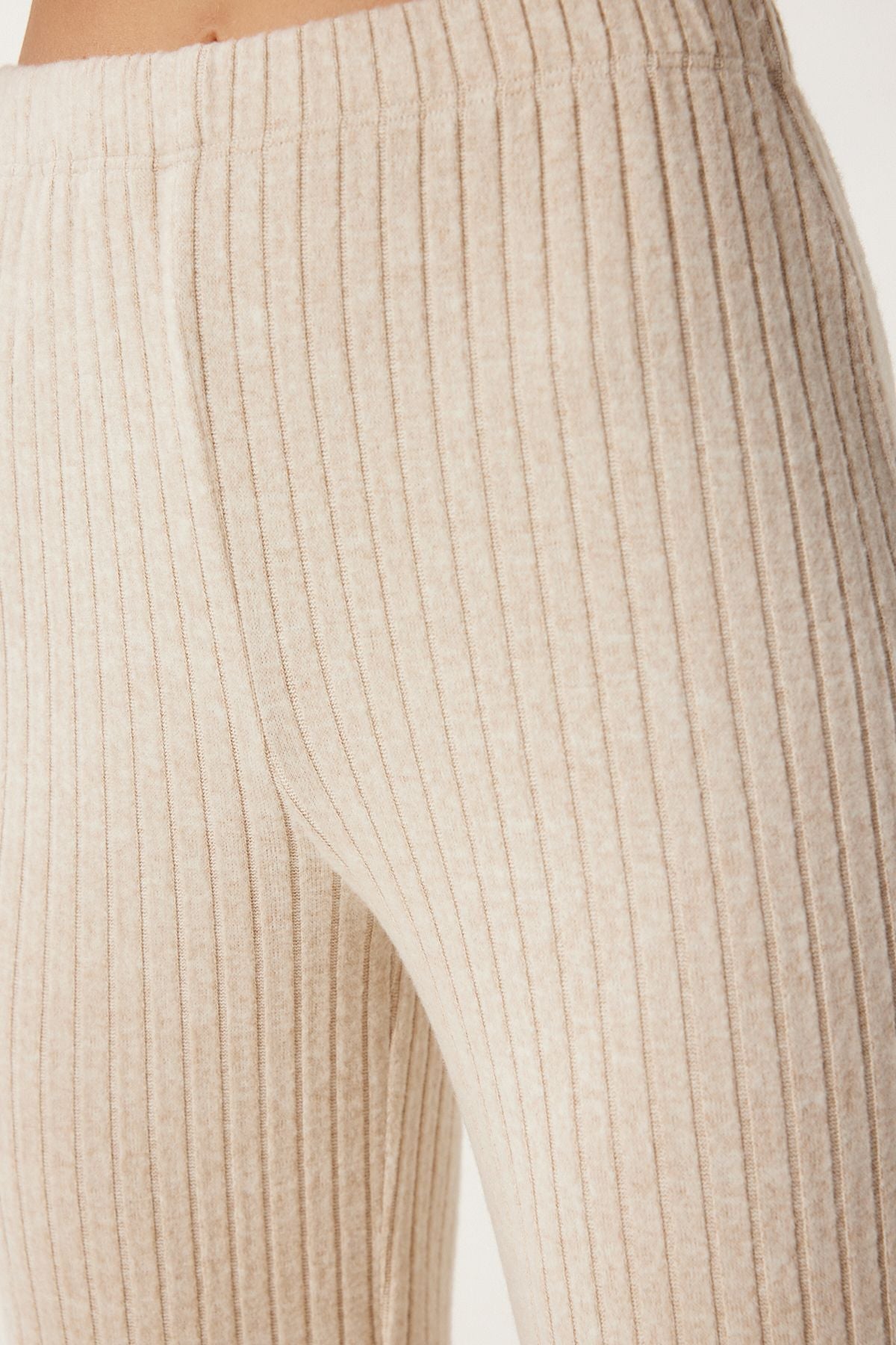 Krem Rahat Fitilli Örme Bluz Pantolon Takım RG00047