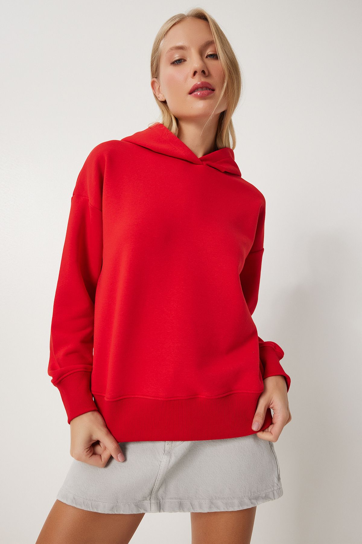 Kırmızı Kapüşonlu Şardonlu Sweatshirt OW00050