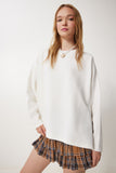 Ekru Yandan Yırtmaçlı Oversize Örme Sweatshirt UL00050