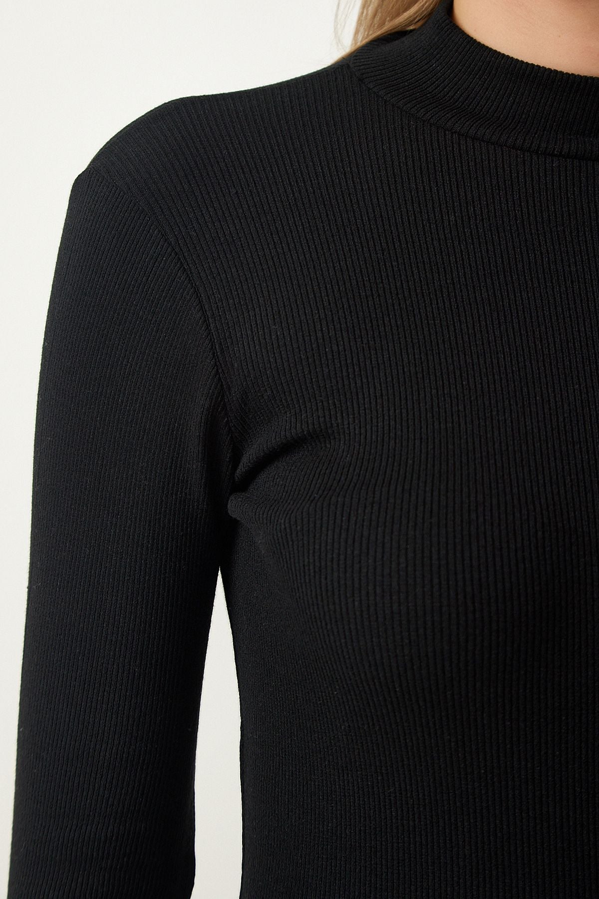 Siyah Beyaz 2'li Paket Fitilli Balıkçı Yaka Örme Bluz GT00053