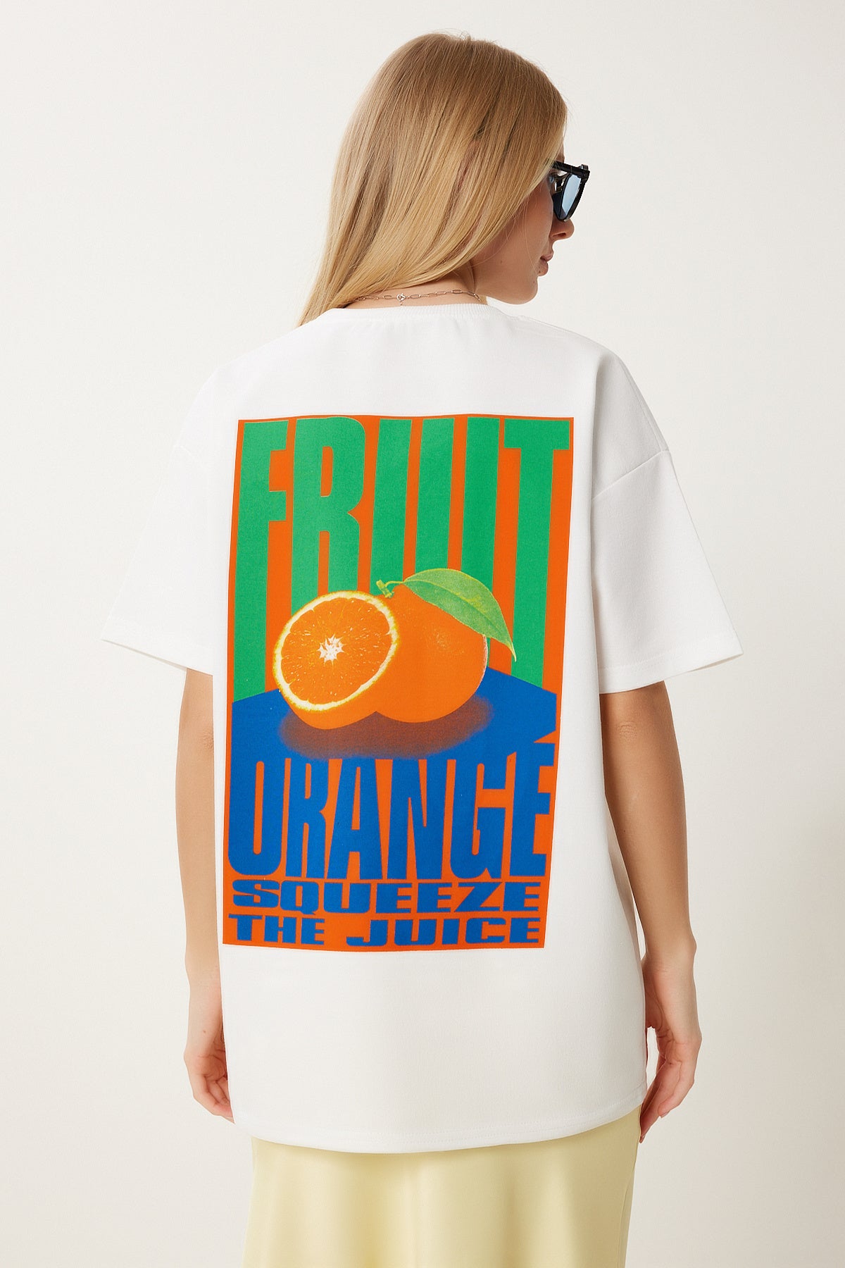 Ekru Oversize Baskılı Örme T-Shirt ZV00281