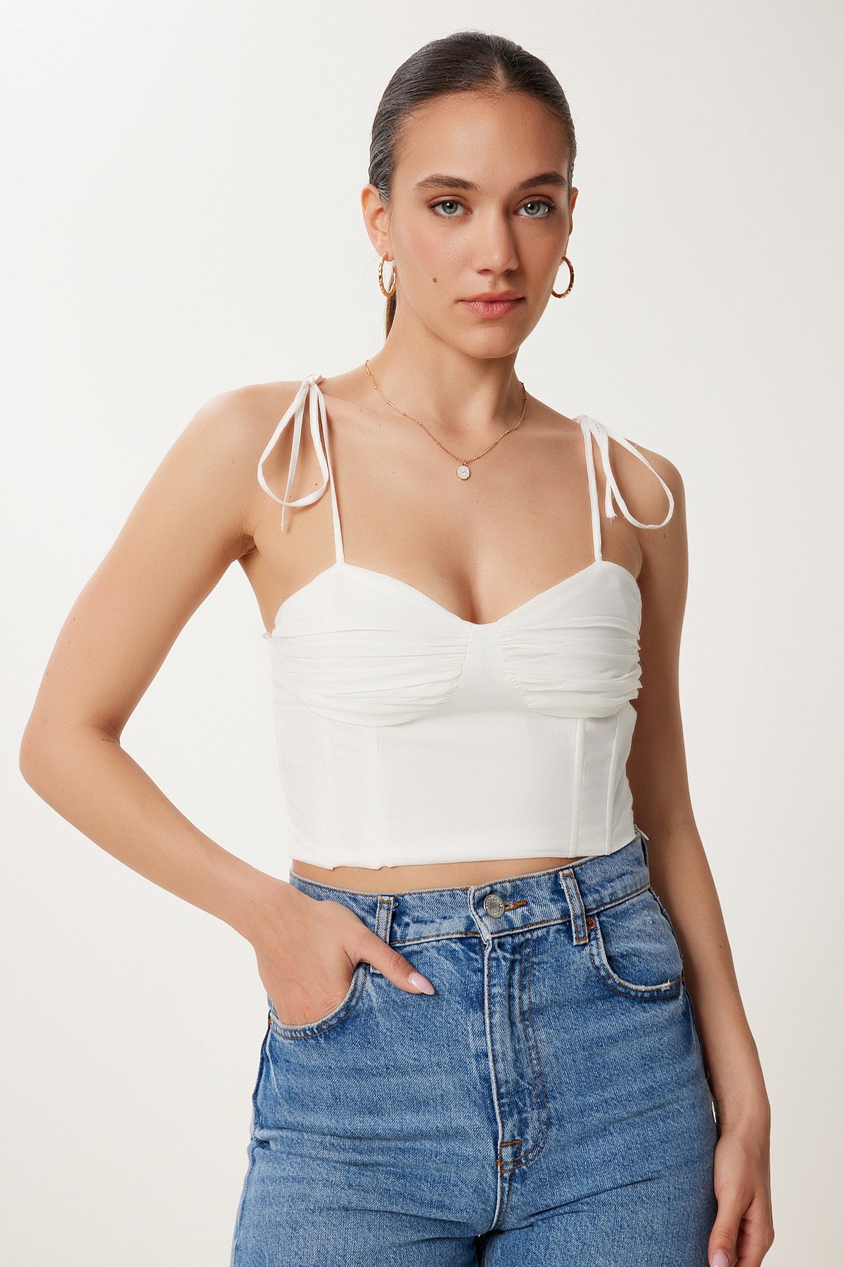 Ekru Büzgü Detaylı Askılı Pamuklu Crop Büstiyer NS00427