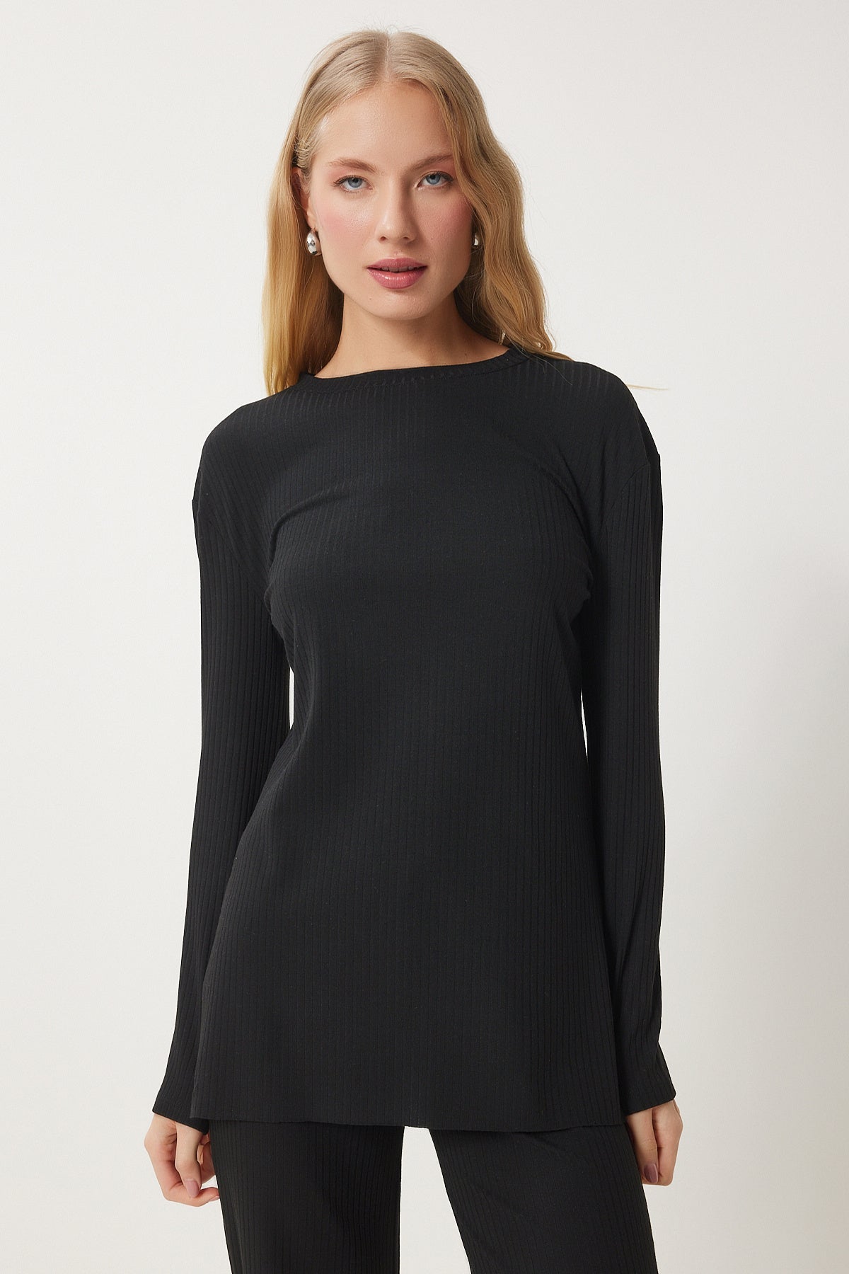 Siyah Rahat Fitilli Örme Bluz Pantolon Takım OW00054