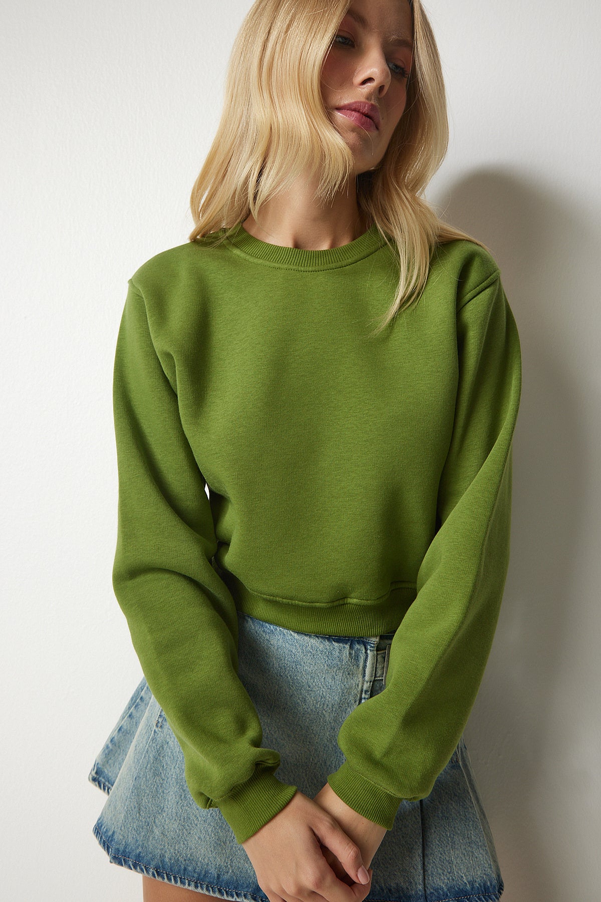 Fıstık Yeşili Şardonlu Crop Sweatshirt UB00178