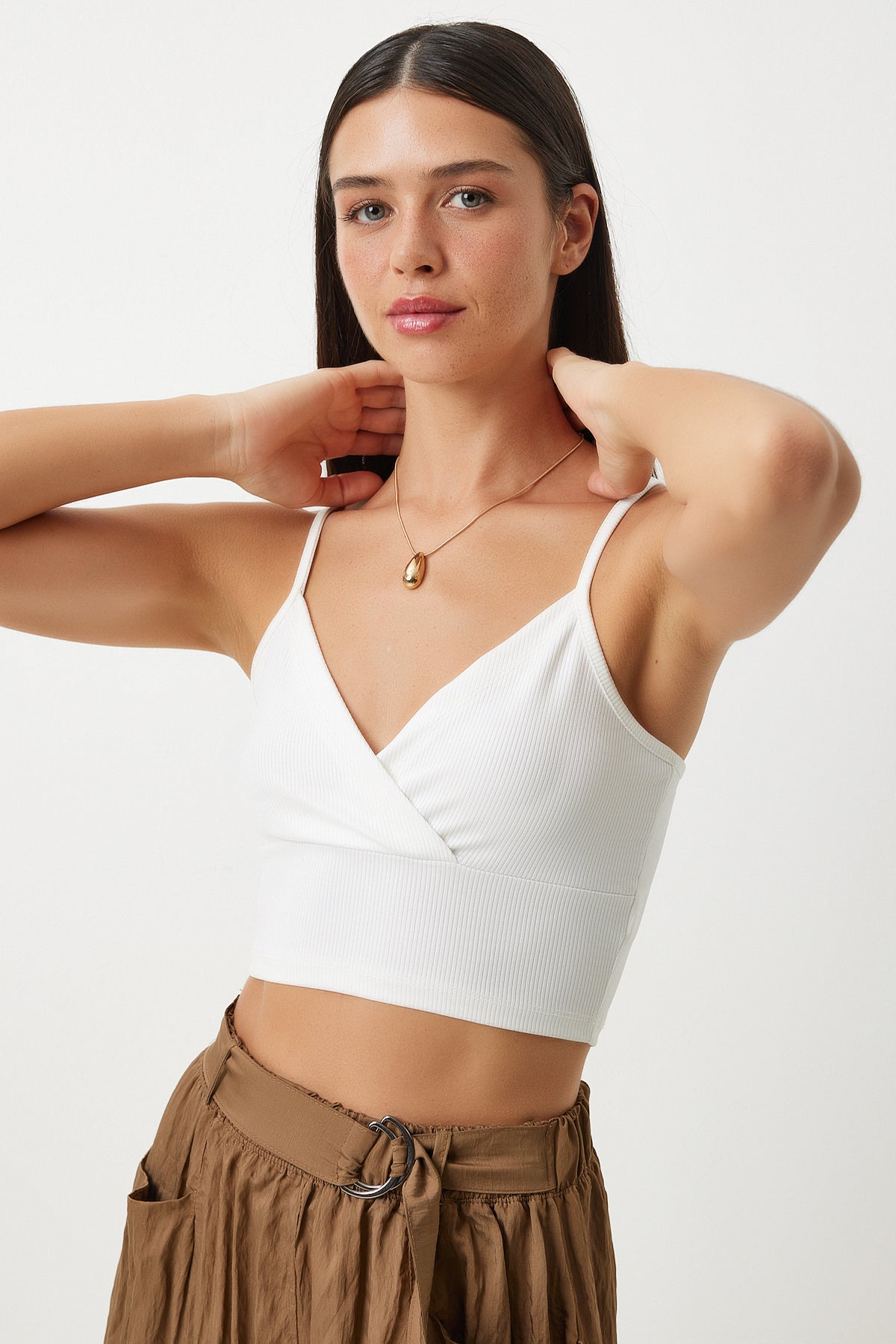 Beyaz Askılı Crop Örme Büstiyer MX00078
