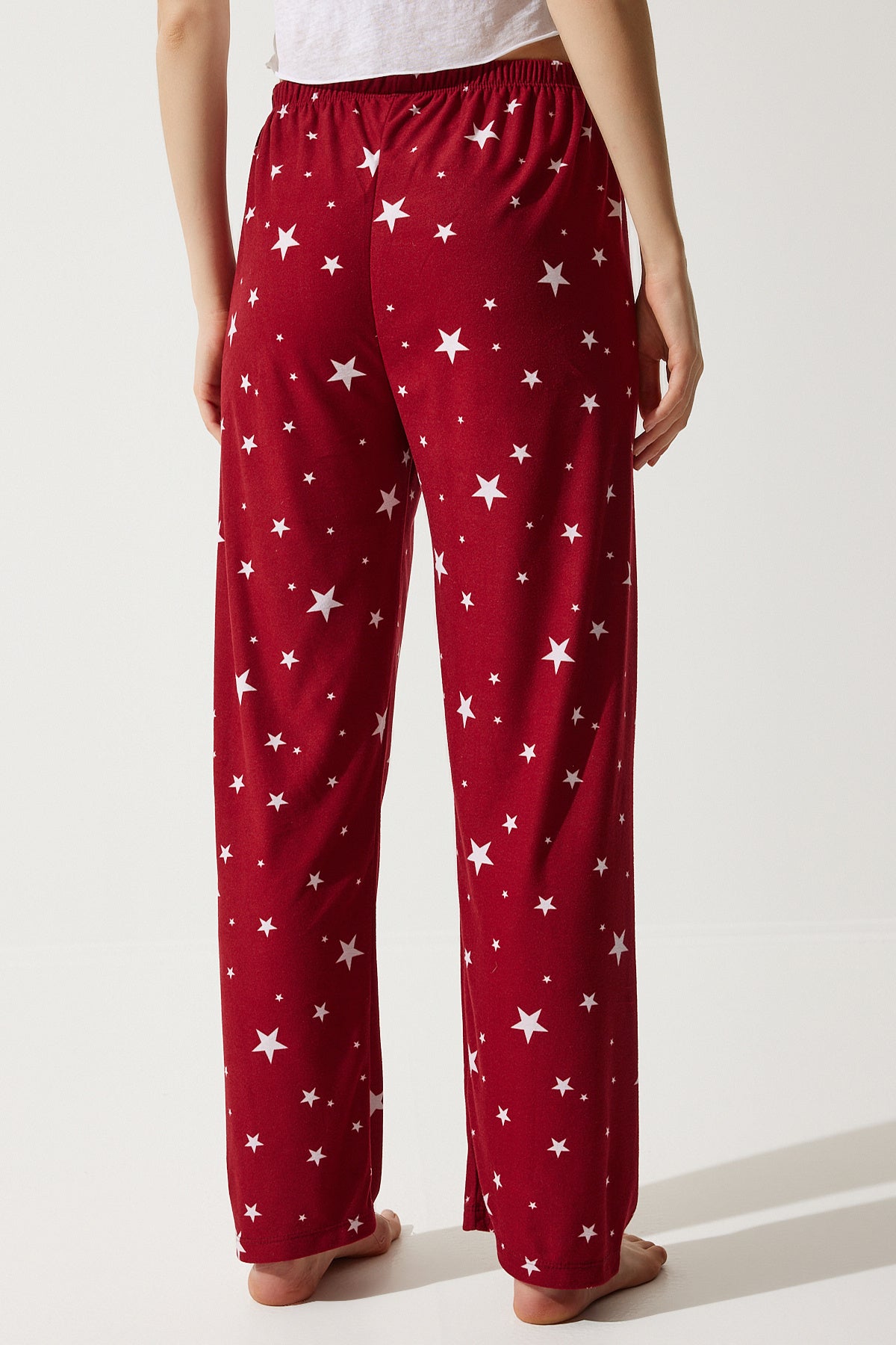 Canlı Kırmızı Desenli Yumuşak Dokulu Örme Pijama GF00002