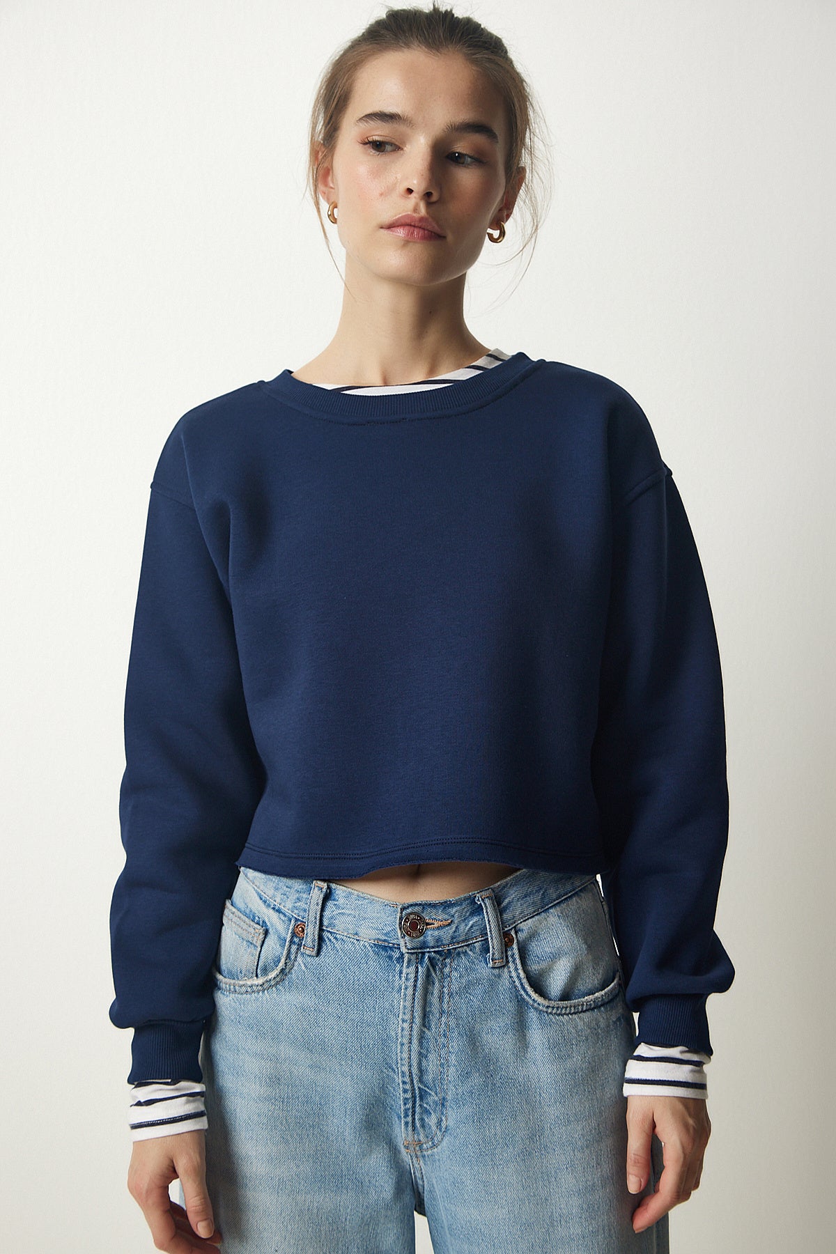Lacivert Bisiklet Yaka Şardonlu Crop Örme Sweatshirt  BF00085