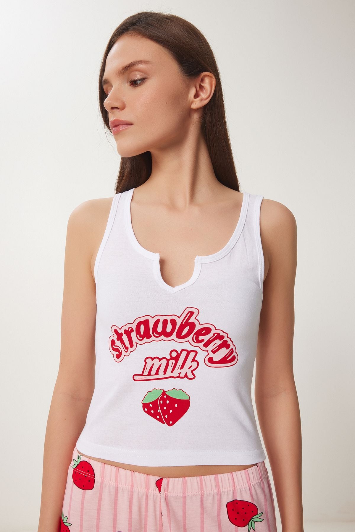 Pembe Beyaz Baskılı Şortlu Örme Pijama Takımı CE00096