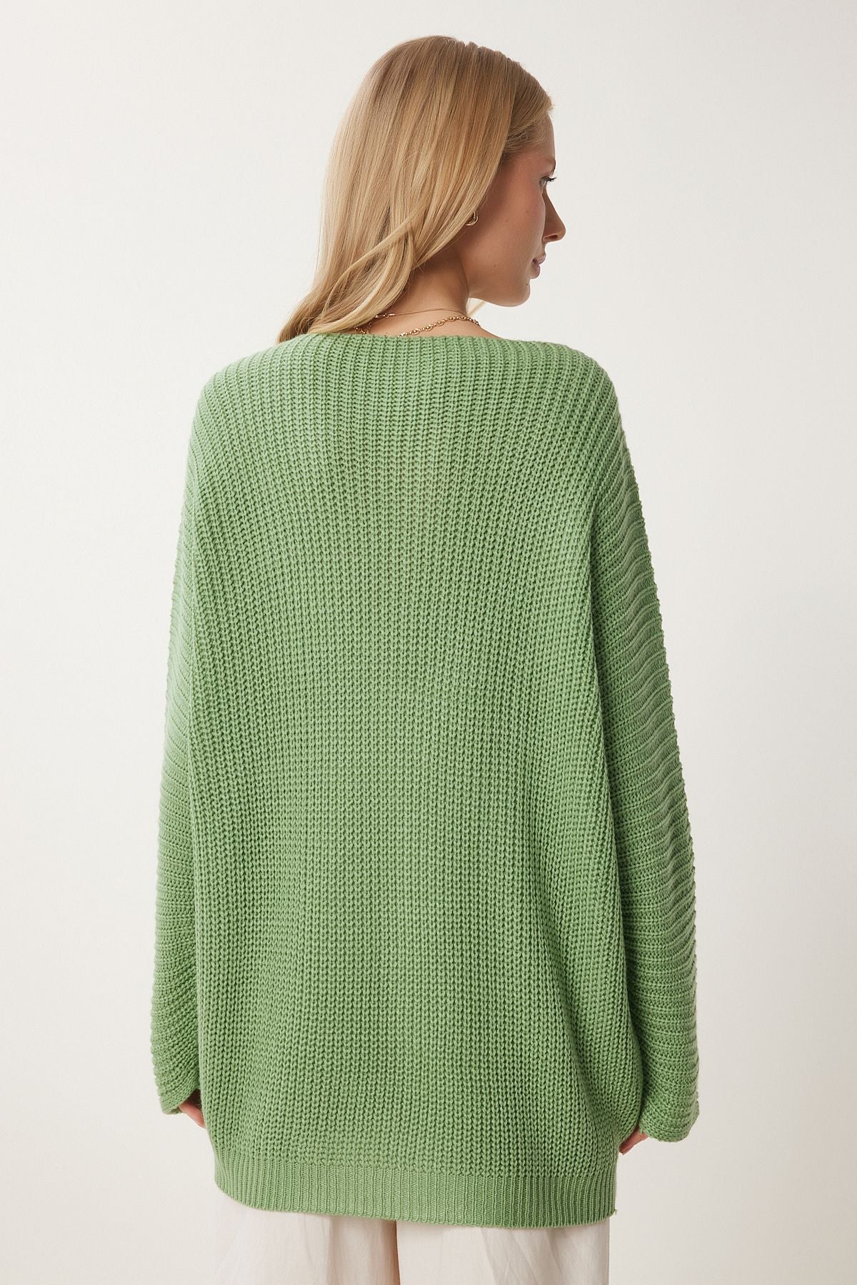 Çağla Yeşili V Yaka Oversize Triko Kazak YG00099