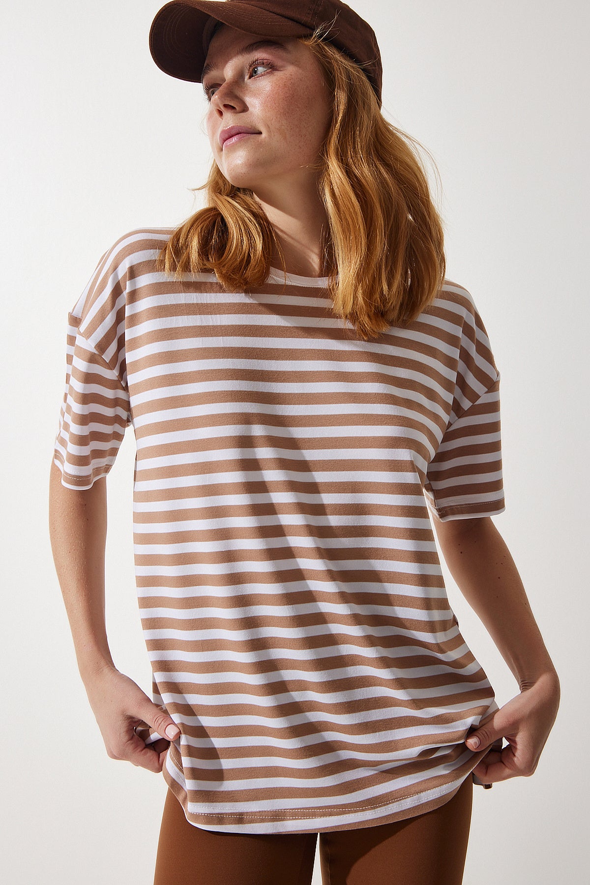 Bisküvi Bisiklet Yaka Çizgili Oversize Örme T-Shirt EN00609