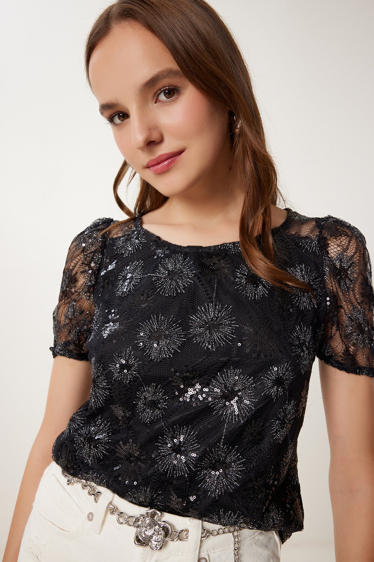 Siyah Pul İşlemeli Transparan Crop Bluz TP00065