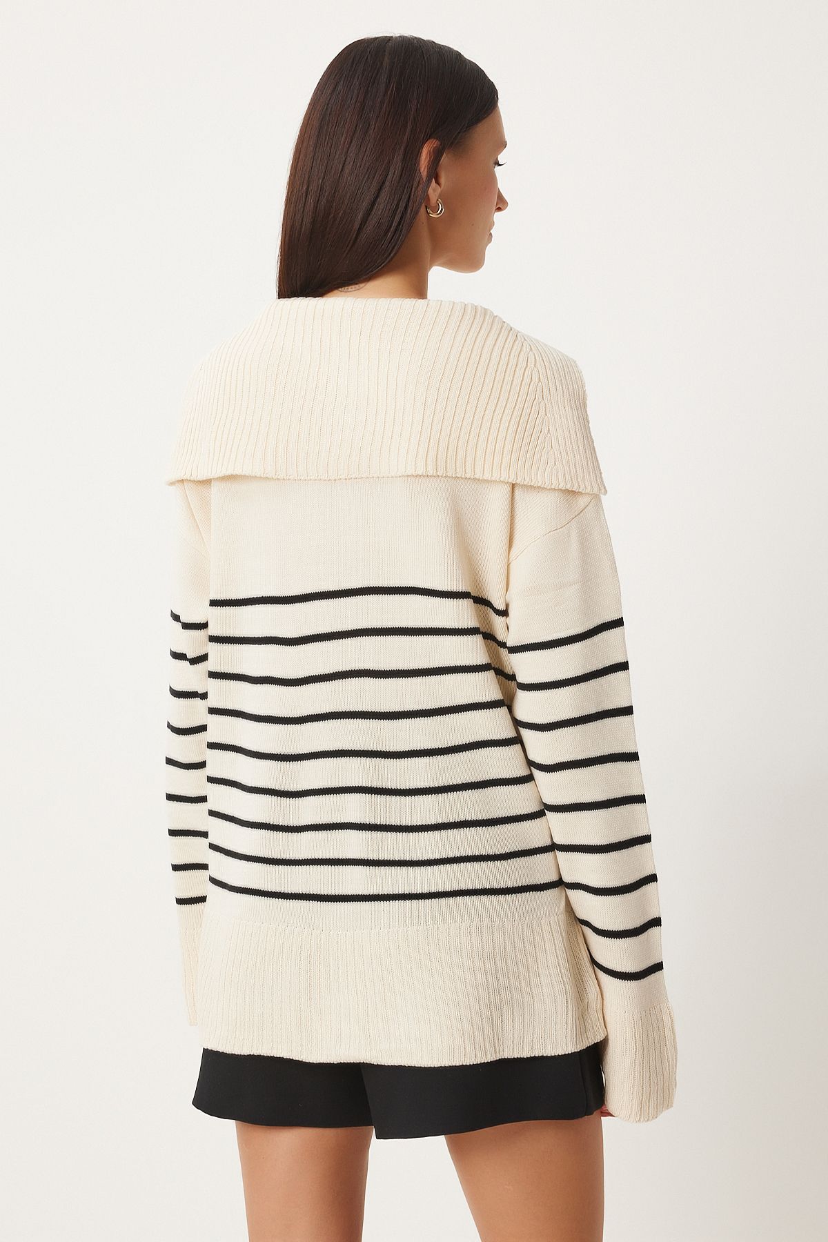 Krem Şal Yaka Çizgili Oversize Triko Kazak  FN03345
