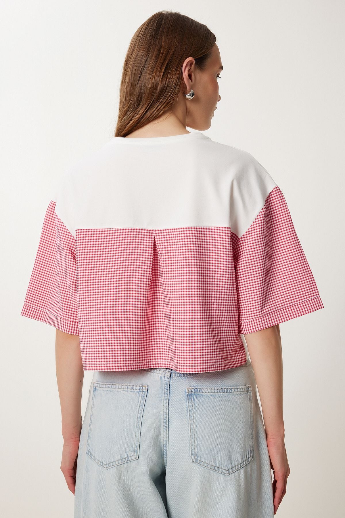 Beyaz Pembe Kareli Örme Crop T-Shirt TP00088