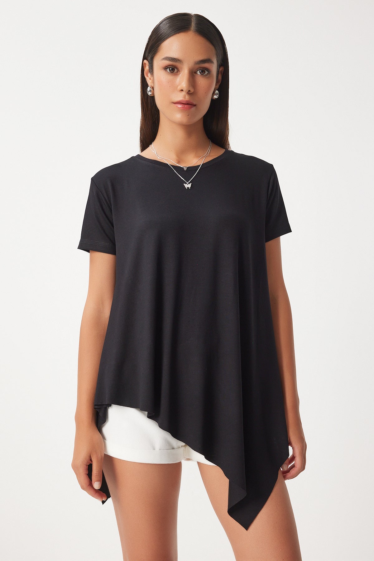 Siyah Asimetrik Viskon Örme T-shirt EN00599