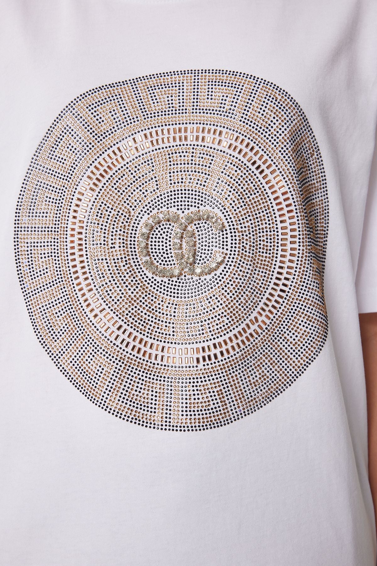 Beyaz Şık Taşlı Örme T-Shirt BW00005