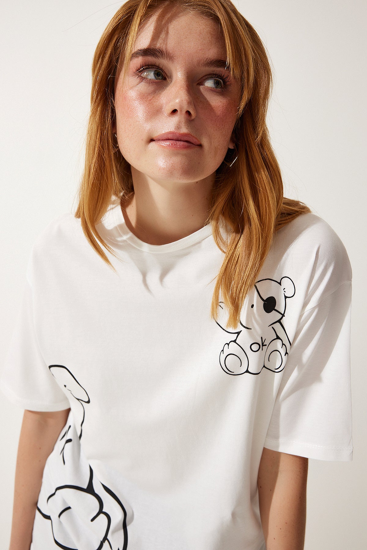 Beyaz Baskılı Oversize Örme T-Shirt HF00457